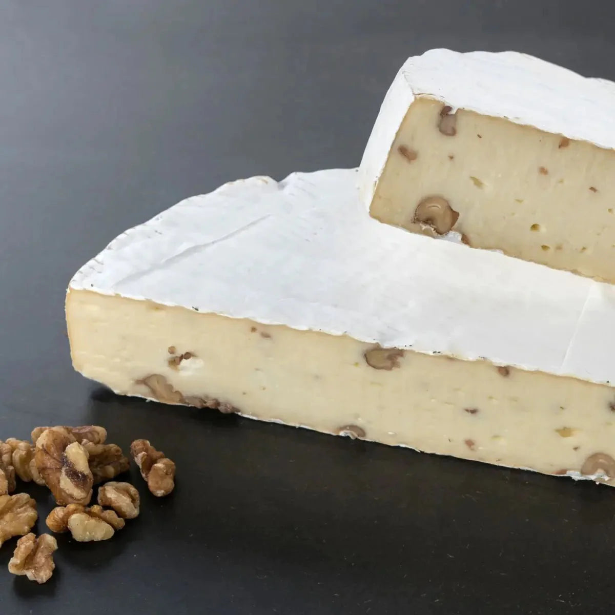 BIO Brie Walnuss Nr.5 - Milchbuben
